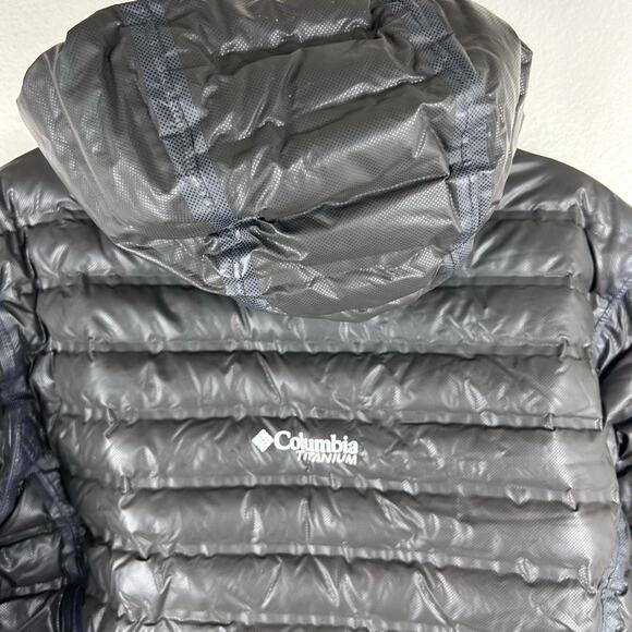 Columbia Titanium Womens Down Puffer Jacket Size Large Hooded Grey OutDry 700 - Picture 11 of 12